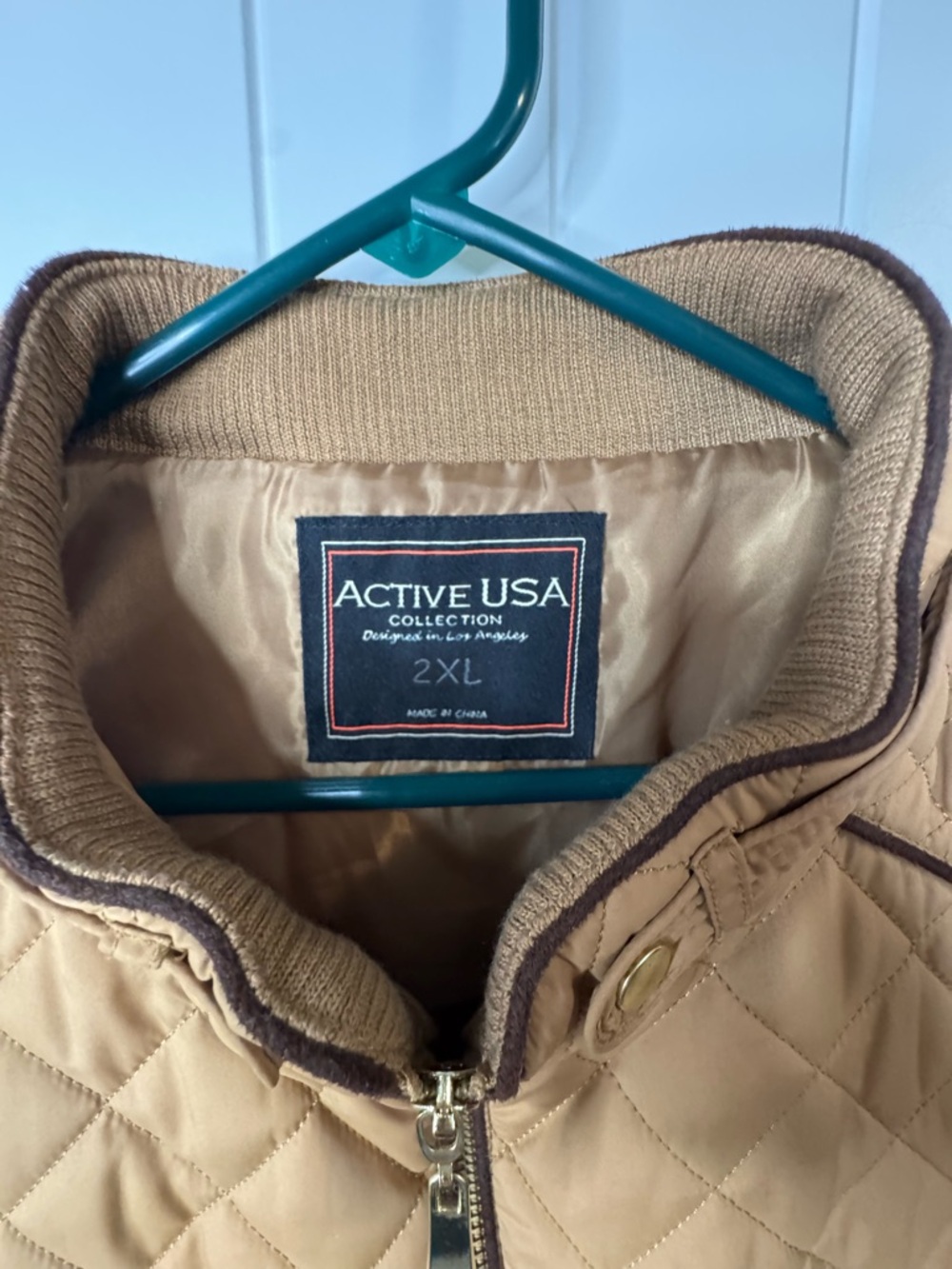 Active USA Quilted Puffer Vest Zip Front Utility Pockets - Picture 4 of 7